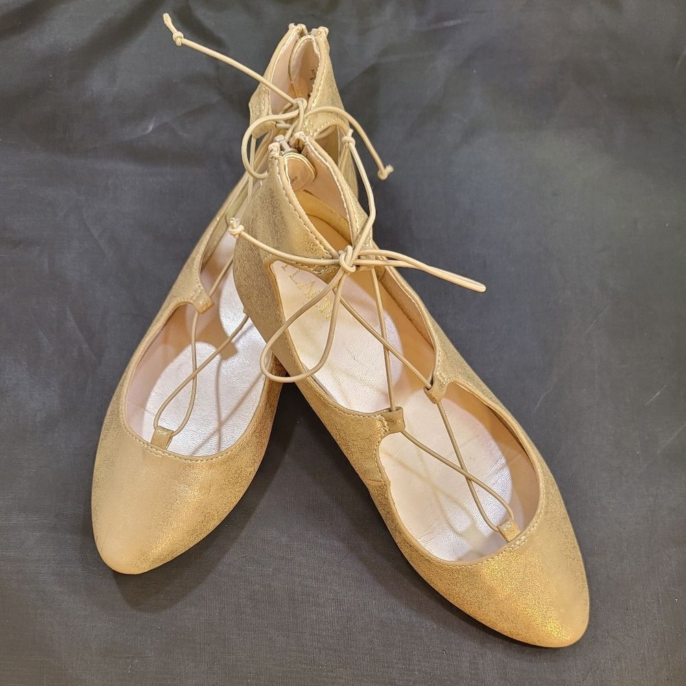 PLACE LACE-UP CLOSURE SLIP-ON FLAT